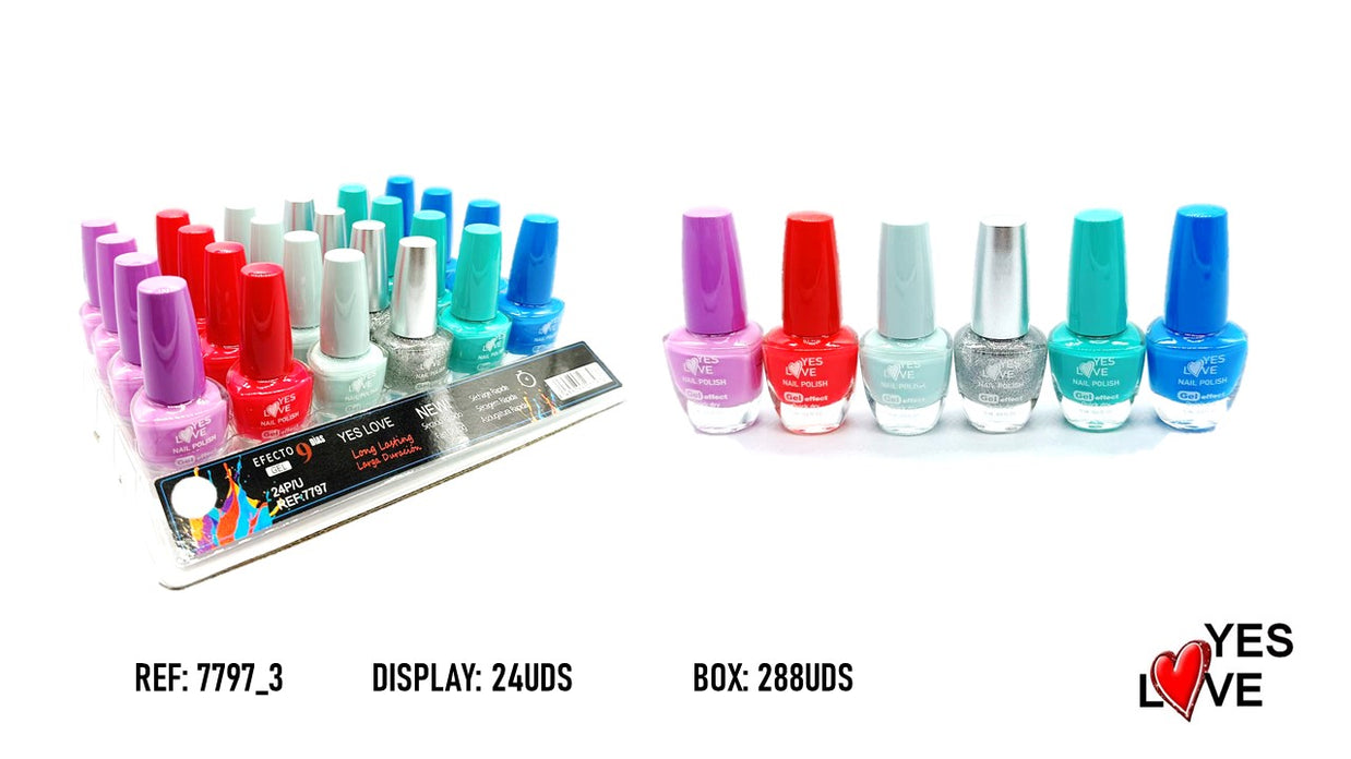 ESMALTE DE UÑAS COLORIDO